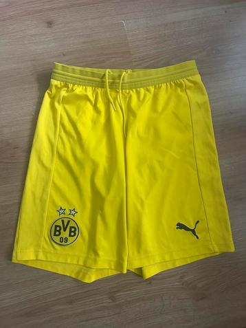 Borussia Dortmund shorts korte broek voetbalbroekje Puma beschikbaar voor biedingen