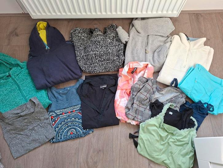 Kleding pakket maat XL, Kleding | Dames, Dames-kledingpakketten, Zo goed als nieuw, Maat 46/48 (XL) of groter, Ophalen