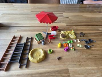 Playmobiel setje diversen: groente, pannetjes, parasol etc beschikbaar voor biedingen
