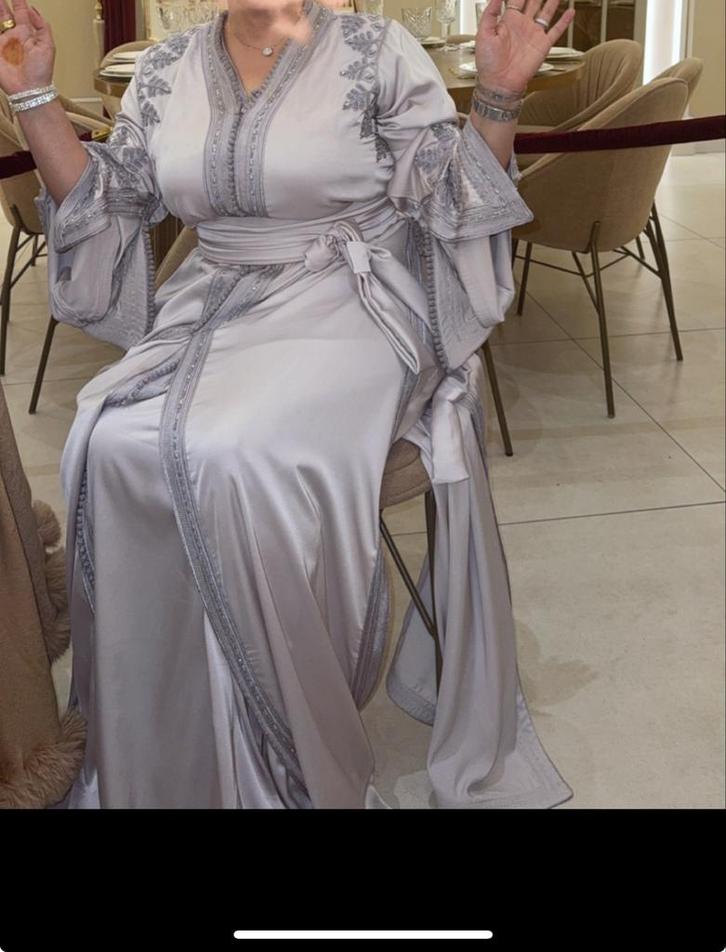 Prachtige Marokkaanse Takchita Jurk, Kleding | Dames, Gelegenheidskleding, Zo goed als nieuw, Galajurk, Maat 38/40 (M), Beige