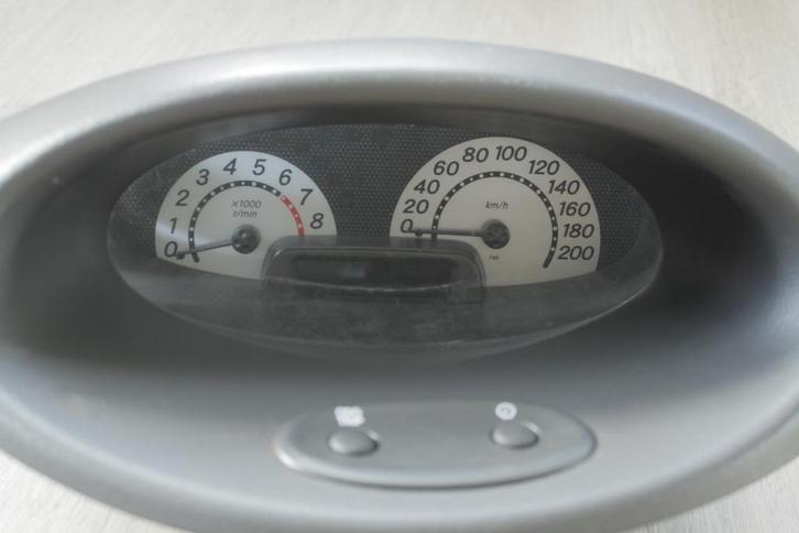 Toyota Yaris T-sport tellerbak & afdekking, Auto diversen, Tuning en Styling, Ophalen