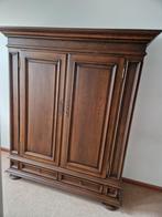 Mooie oude donker eiken houten kast, Ophalen