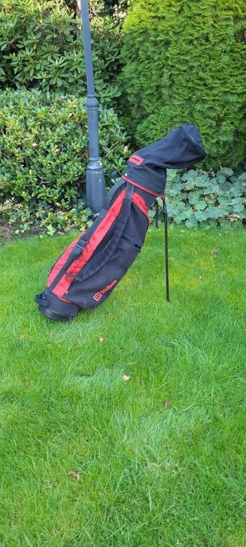 Wilson golftas met standaard beschikbaar voor biedingen