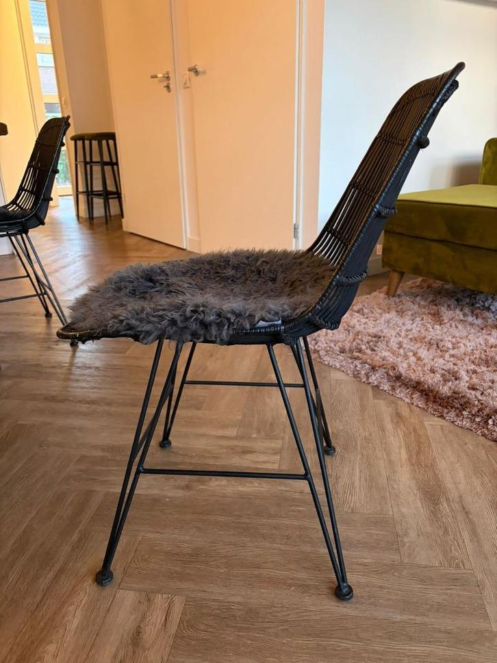 HK living rattan stoel zwart (6 stuks), Huis en Inrichting, Stoelen, Zo goed als nieuw, Vijf, Zes of meer stoelen, Metaal, Riet of Rotan