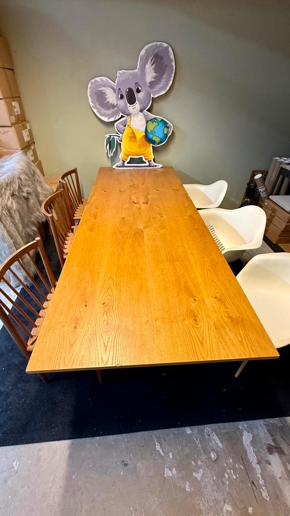 Mooie Massief Houten tafel - stalen onderstel  | UITVERKOOP, Huis en Inrichting, Tafels | Eettafels, Zo goed als nieuw, 50 tot 100 cm