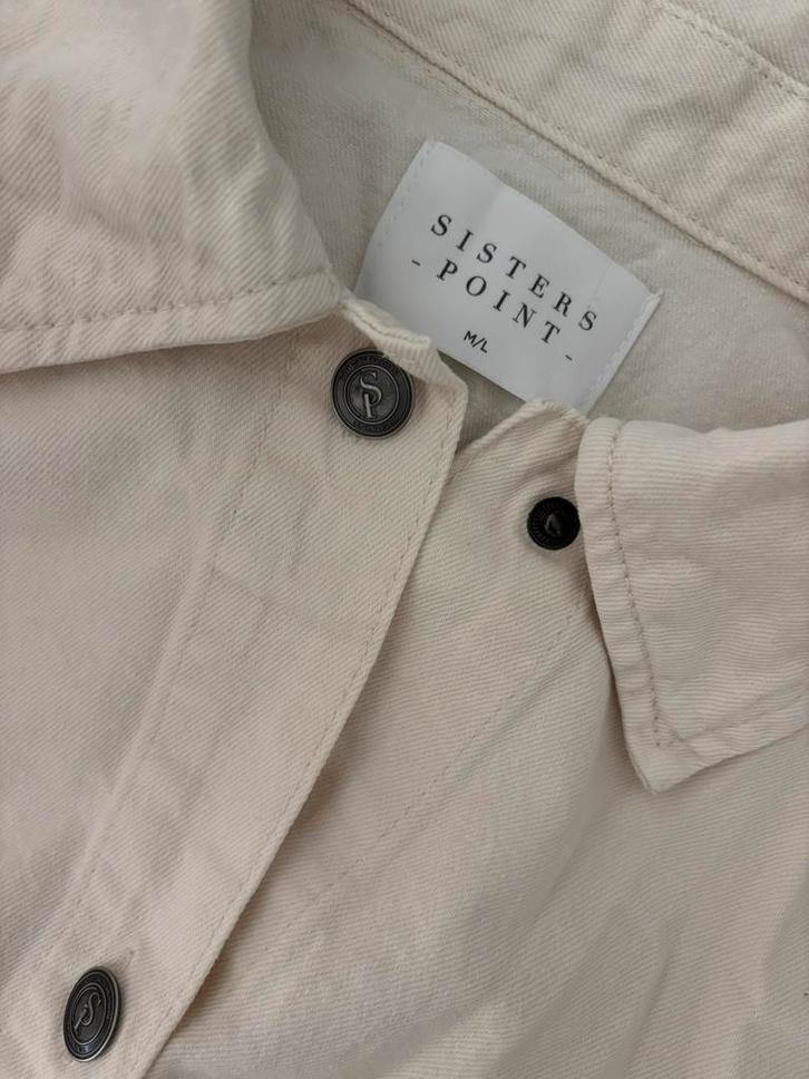Sisters point denim jack, lange blouse, workers jacket, M/ L, Kleding | Dames, Blouses en Tunieken, Nieuw, Maat 38/40 (M), Beige