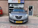 Lancia Delta 1.4 M.air Oro, Voorwielaandrijving, 1295 kg, 4 cilinders, Origineel Nederlands
