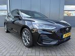 Ford Focus Wagon 1.0 EcoBoost Hybrid 125 PK ST-Line | NAVI |, Gebruikt, Zwart, Zwart, Handgeschakeld