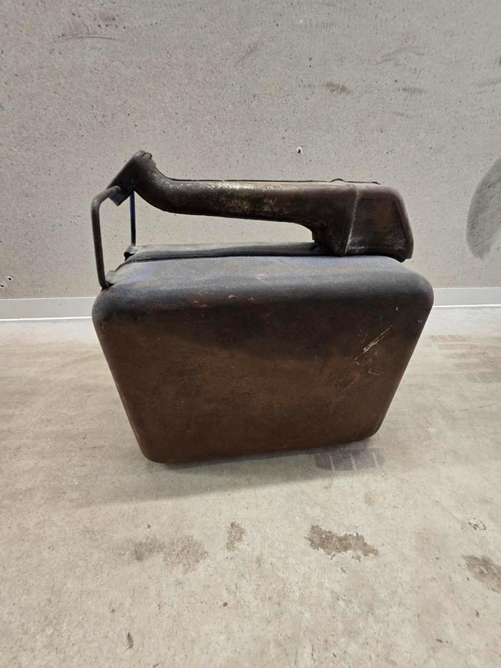 vintage retro jerrycan, Auto diversen, Overige Auto diversen, Ophalen of Verzenden