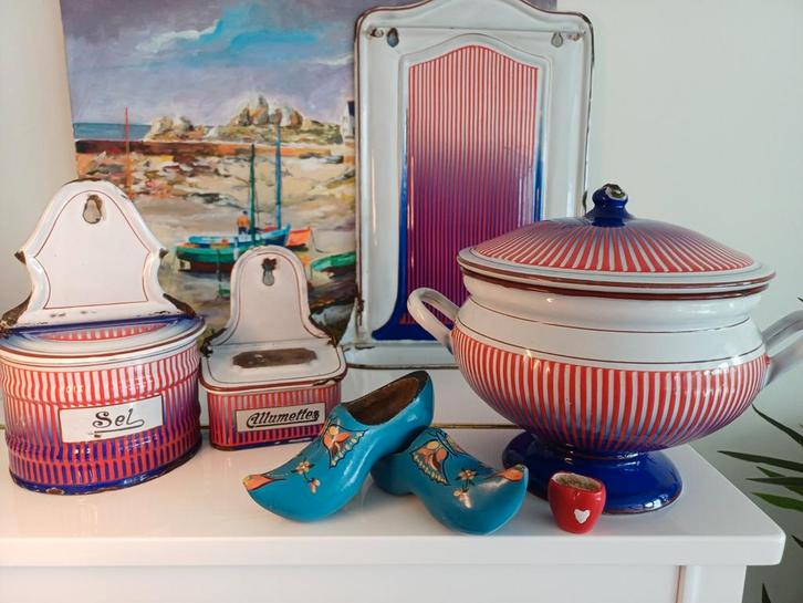 Emaille Set: Terrine, Lepelrek, Alumettes, Zoutpot, Antiek en Kunst, Antiek | Emaille, Ophalen of Verzenden