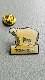 De Beukelaer pin  Ijsberr Too-Nuik, Verzamelen, Speldjes, Pins en Buttons, Ophalen of Verzenden, Zo goed als nieuw