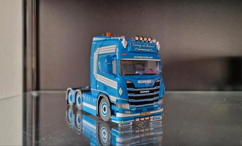 Danny vd Heuvel Scania R650 V8 - WSI, Hobby en Vrije tijd, Modelauto's | 1:50, Zo goed als nieuw, Bus of Vrachtwagen, Wsi, Ophalen of Verzenden