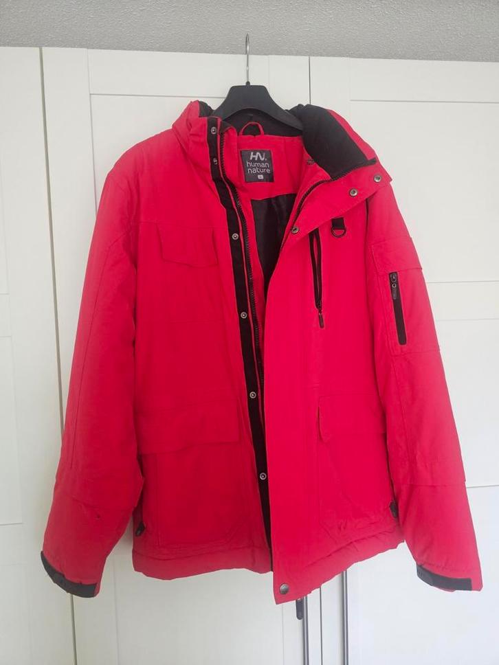 Rode Winterjas - Maat L van Human Nature, Kleding | Heren, Jassen | Winter, Zo goed als nieuw, Maat 52/54 (L), Rood, Ophalen of Verzenden