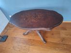 Notenhouten Salontafel met Bloemenmotief, Gebruikt, Ophalen of Verzenden, 75 cm of meer, Ovaal