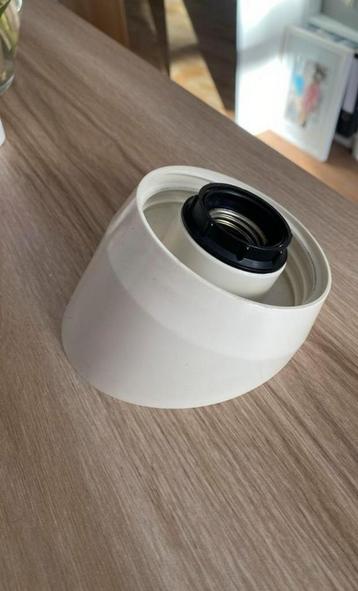 Wandring schroefrand armatuur lamp in crème. beschikbaar voor biedingen