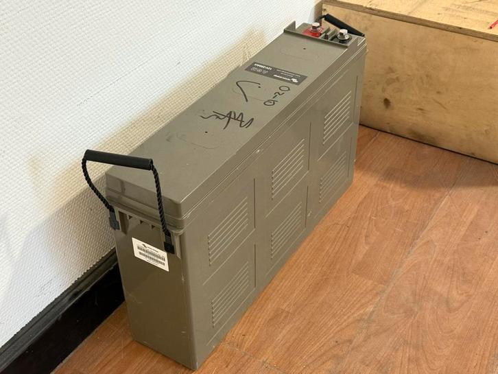Victron AGM 12V/200Ah Accu/ Batterij Telecom, Auto-onderdelen, Accu's en Toebehoren, Gebruikt, Ophalen