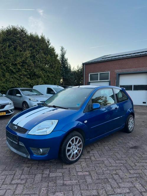 Ford Fiesta ST loop of sloop, Auto diversen, Schadeauto's, Ford, Handgeschakeld, Benzine, Hatchback, Blauw, Ophalen
