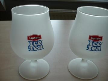Ice Tea glazen en borrel plankje beschikbaar voor biedingen