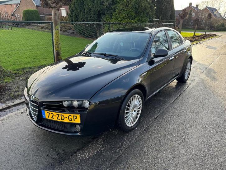 Alfa Romeo 159 1.9 JTS Strada LEER AIRCO CRUISE, Auto's, Alfa Romeo, Bedrijf, Te koop, ABS, Airbags, Airconditioning, Boordcomputer