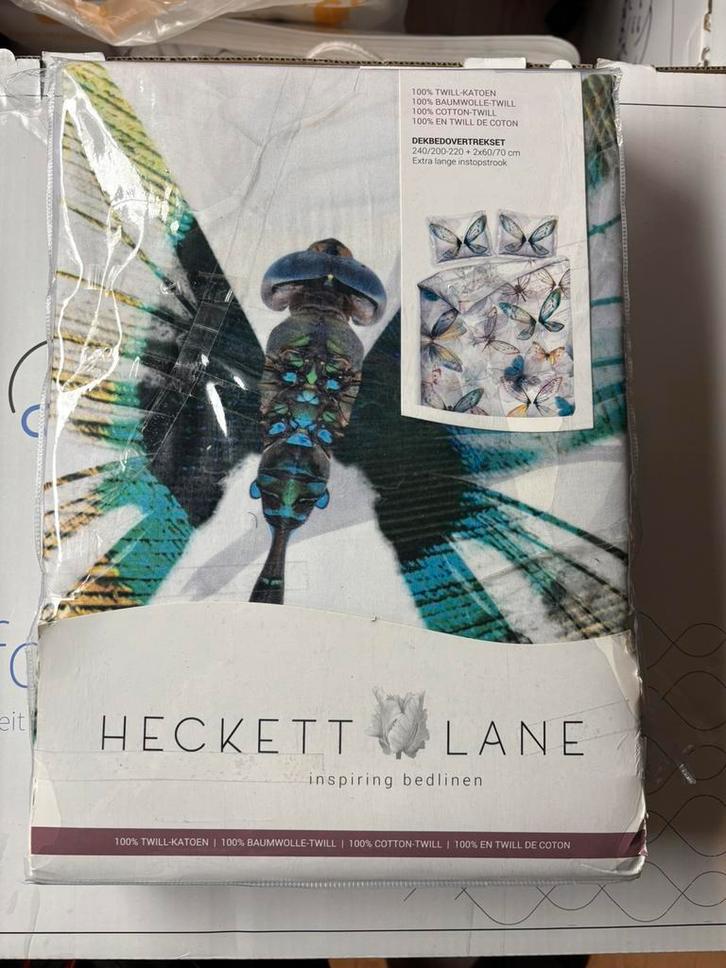 Heckett Lane Resita Dekbedovertrek 240x220 - Vlinders, Huis en Inrichting, Slaapkamer | Beddengoed, Nieuw, Dekbedovertrek, Tweepersoons