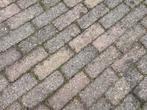 Betonnen klinkers c.a 40m2 gratis (zelf uithalen), Tuin en Terras, Ophalen, Gebruikt, Klinkers, 10 m² of meer