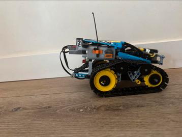 Titel: LEGO Technic 42095 – Stunt Racer beschikbaar voor biedingen
