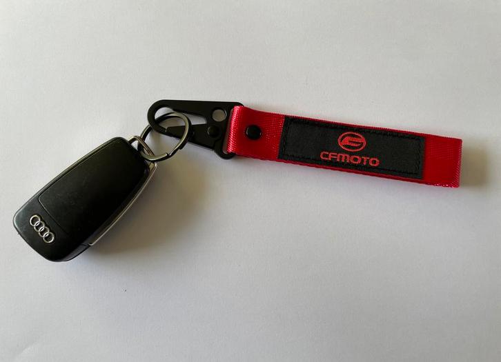 “CFMOTO” sleutelhanger, Verzamelen, Sleutelhangers, Nieuw, Merk, Ophalen