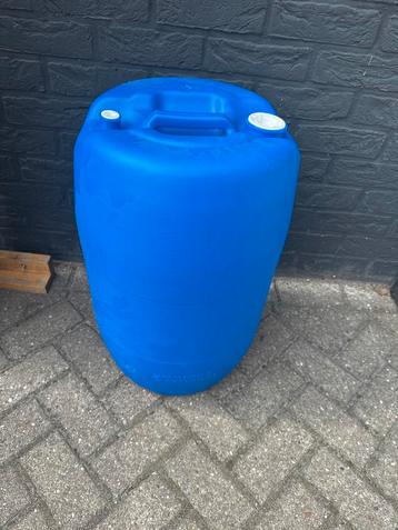 Jerrycan / bondel vat kunststof 60 liter 34 stuks   beschikbaar voor biedingen