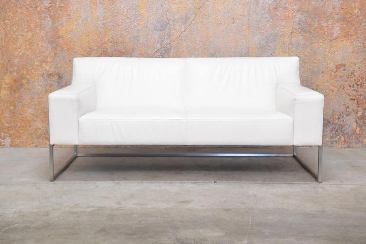 In zeer goede staat! witte leren Leolux Adartne design bank!, Huis en Inrichting, Banken | Bankstellen, Zo goed als nieuw, Hoekbank