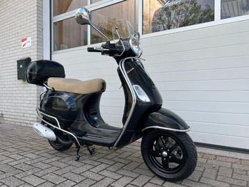 Mooie Vespa LX 50 2 takt snorscooter. Piaggio. 2T. 25km/h. beschikbaar voor biedingen