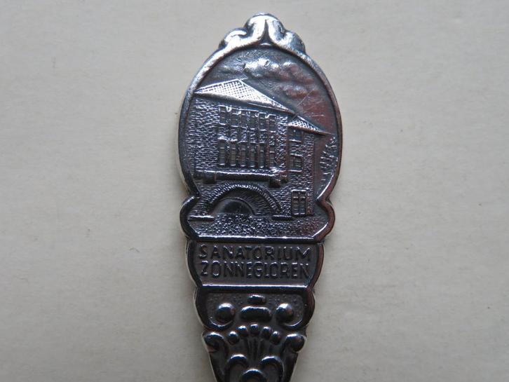 Verzilverd Sola lepeltje Sanatorium Zonnegloren Soest, Antiek en Kunst, Antiek | Bestek, Verzenden