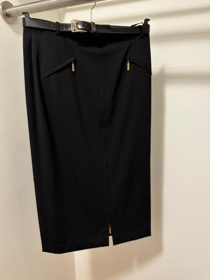 Zwarte rok, maat 38, Merk Marcona, Kleding | Dames, Rokken, Gedragen, Maat 38/40 (M), Zwart, Onder de knie, Ophalen of Verzenden