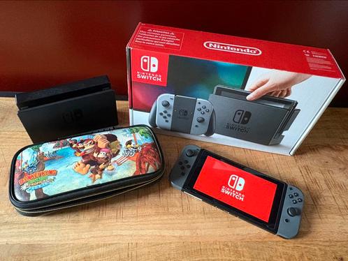 Nintendo Switch, Spelcomputers en Games, Spelcomputers | Nintendo Switch, Zo goed als nieuw, Switch Original, Met 2 controllers