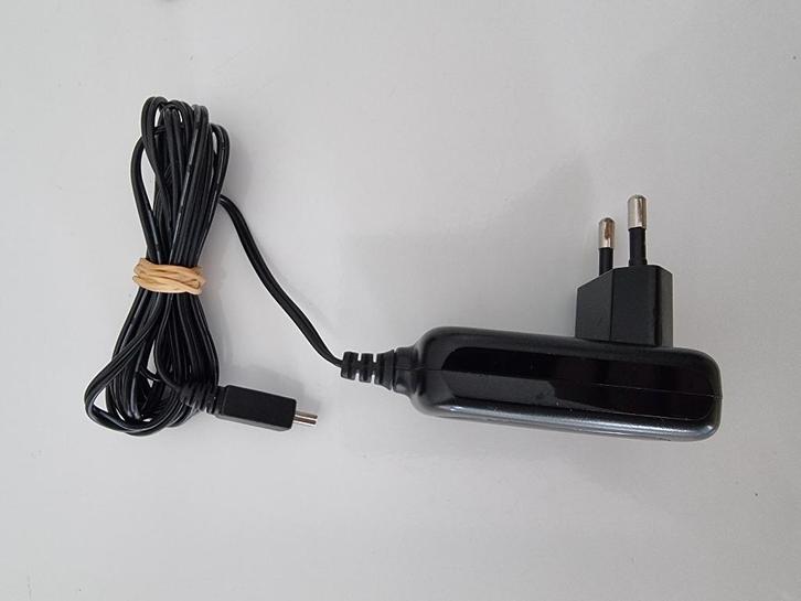 Oplader van het merk Motorola, Telecommunicatie, Mobiele telefoons | Telefoon-opladers, Gebruikt, Motorola, Ophalen of Verzenden