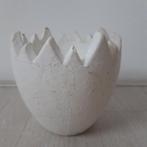 Witte gebroken ei bloempot, leuke paasdecoratie, Ophalen of Verzenden, Gebruikt