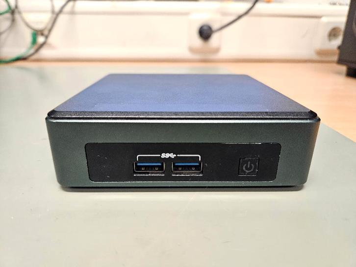 Intel NUC i3, Computers en Software, Desktop Pc's, Gebruikt, 2 tot 3 Ghz, SSD, 8 GB, Ophalen