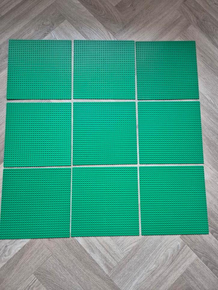9 donker groene lego bouwplaten grondplaten baseplates 32x32, Kinderen en Baby's, Speelgoed | Duplo en Lego, Gebruikt, Lego, Complete set