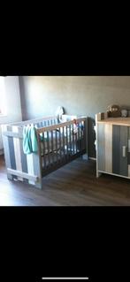 Houten ledikant & commode, Ophalen, Gebruikt, Ledikant