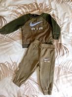 Zgan nike setje baby maat 74/80 jogginspak, Ophalen of Verzenden, Zo goed als nieuw
