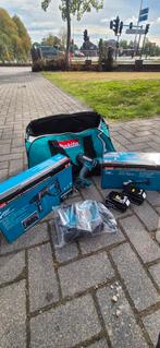 Makita Combi Set - Boorhamer, Slijptol, 2 Accu's, Doe-het-zelf en Verbouw, Gereedschap | Boormachines, 600 watt of meer, Boor- en/of Breekhamer
