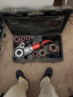 Ridgid 690-I Draadsnijmachine met Snijkoppen, Ophalen, Gebruikt