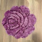 Te koop een Klein Paarse bloem/roos mat met glitter

Maat: r, Huis en Inrichting, Stoffering | Tapijten en Kleden, Ophalen, Zo goed als nieuw