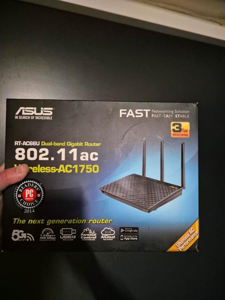 Asus RT-AC66U Dual-band Gigabit Router, Computers en Software, Routers en Modems, Zo goed als nieuw, Router, Ophalen of Verzenden