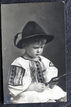 Jongetje probeert uit te vinden hoe de pijp werkt, 1909, Verzenden, Voor 1920, Gelopen, Kinderen