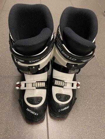 Ski schoenen maat 25,5 ( maat 39,5) beschikbaar voor biedingen