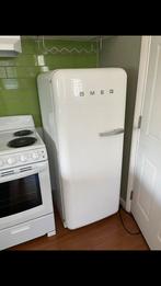 Spierwitte Smeg koelkast zgan, 200 liter of meer, Zo goed als nieuw, Met vriesvak, 160 cm of meer