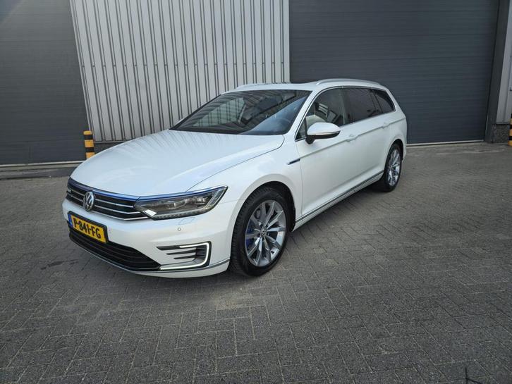 Volkswagen Passat 1.4 TSI Phev 218pk 2018 wit 6-DSG 2018 Wit, Auto's, Volkswagen, Particulier, Passat, ABS, Achteruitrijcamera