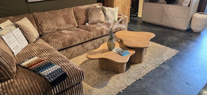 Organische salontafel Set van 2 | Showmodel, Huis en Inrichting, Tafels | Salontafels, Zo goed als nieuw, Minder dan 50 cm, 50 tot 100 cm