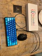 Toetsenbord met doos en een muis., Computers en Software, Toetsenborden, Ophalen of Verzenden, Zo goed als nieuw, Bedraad, Gaming toetsenbord