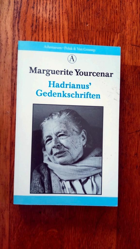 Hadrianus' Gedenkschriften, Boeken, Geschiedenis | Wereld, Gelezen, 20e eeuw of later, Ophalen of Verzenden